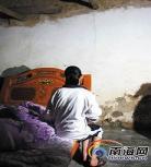 被同学要求女装